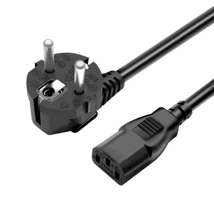 Cabo de extensão 3G preto Cabo de alimentação AC em estoque Cobre IEC Europa UE VDE puro CEE PVC 0,75mm 1,5M Caixa de cartão