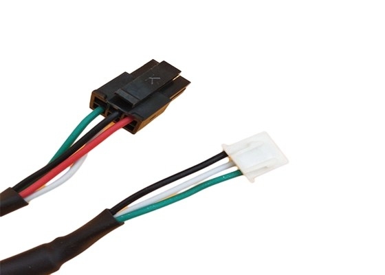 O Pvc prende o micro do chicote de fios coube o conector preto de 3.0mm 2*2p Molex 43025 4 a Pin Jst - Xh 2464