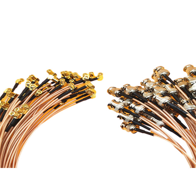 o ouro chapeou o homem de BNC cabo coaxial fêmea rg316 do rf do ângulo direito de SMB ao micro