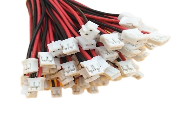 Vermelho e enegreça 26 o homem feito sob encomenda do PH 2PIN de Jst do chicote de fios do fio Calibre de diâmetro de fios ao cabo fêmea da tomada