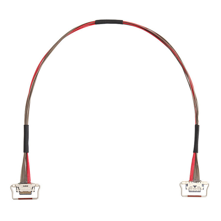 Um cabo micro-coaxial LVDS de 10 pines com um comprimento de 150 mm, conector I-PEX com um passo de 0,4 mm, identificado como 20633-310T-01S
