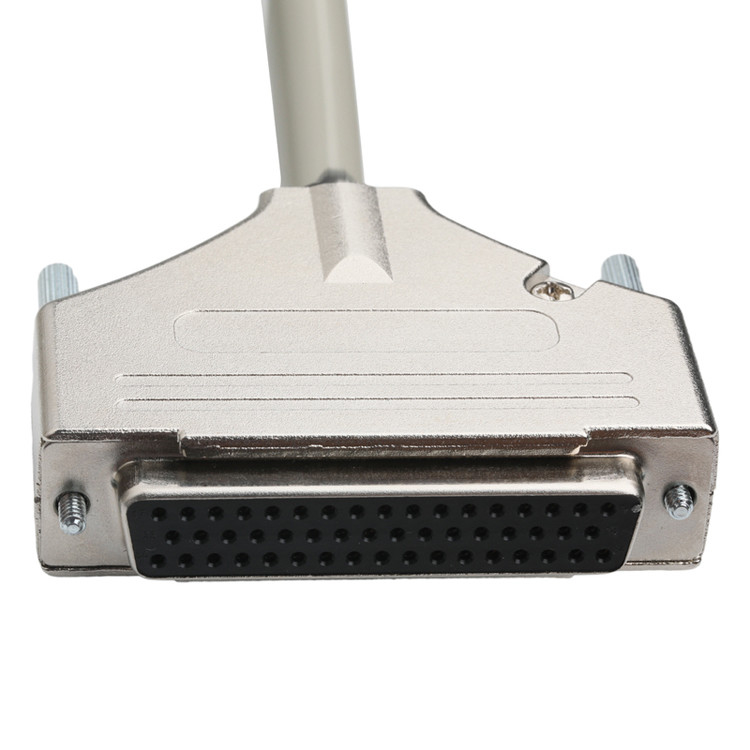 Hd D Sub Db50 Casca de liga de zinco níquel revestido com D-Sub Mdr Plug Od 90mm